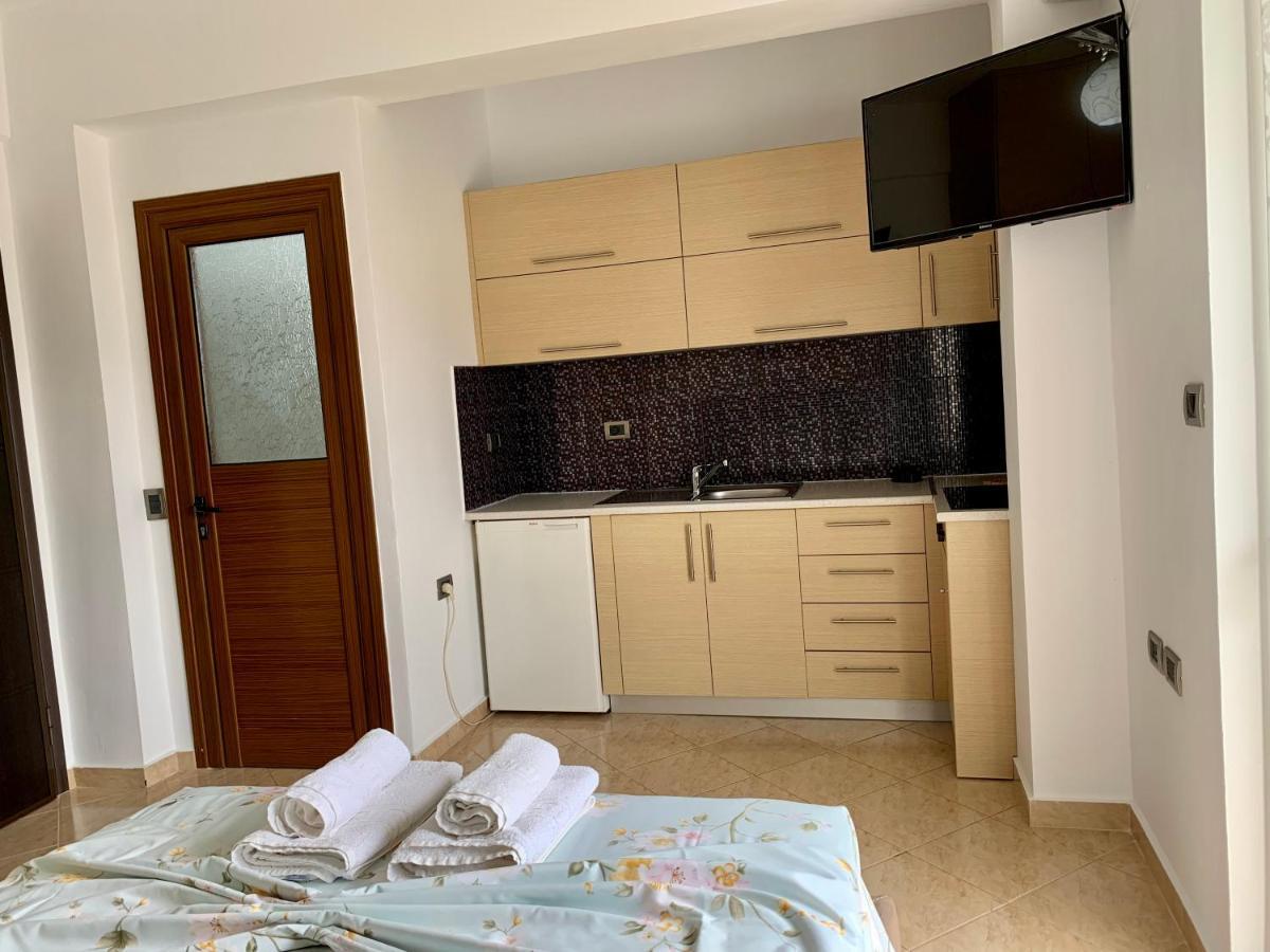 Maxus Apts Sarandë 外观 照片