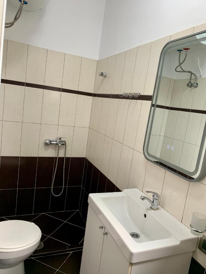 Maxus Apts Sarandë 外观 照片