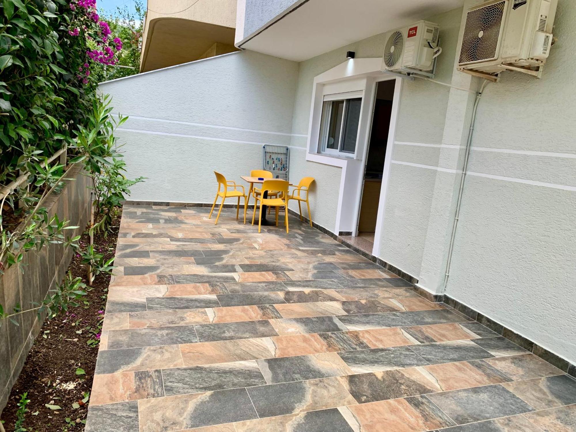 Maxus Apts Sarandë 外观 照片