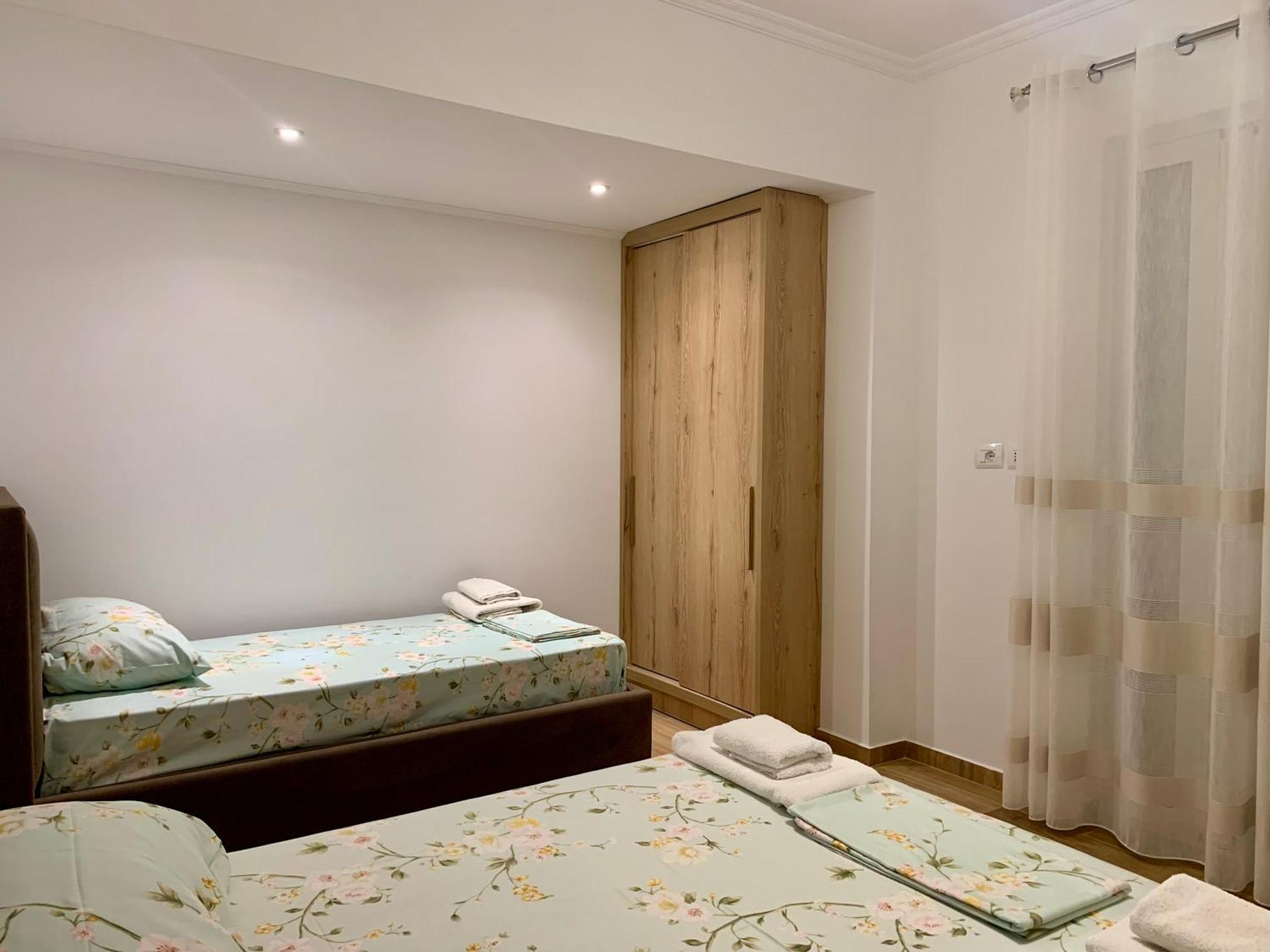 Maxus Apts Sarandë 外观 照片